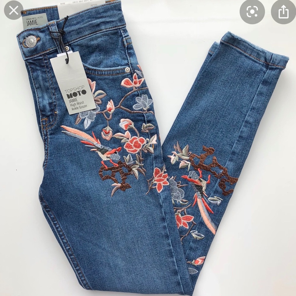 Top shop Embroidered Jamie Jeans